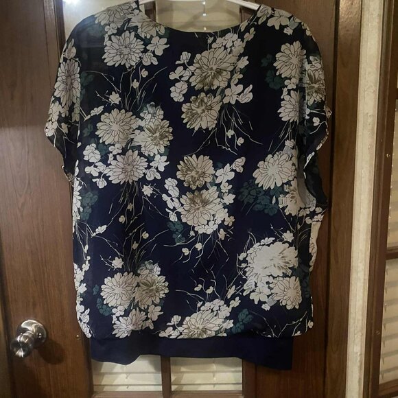 Womens blouses 5 Piece L-XL Misc bundle - Picture 8 of 16